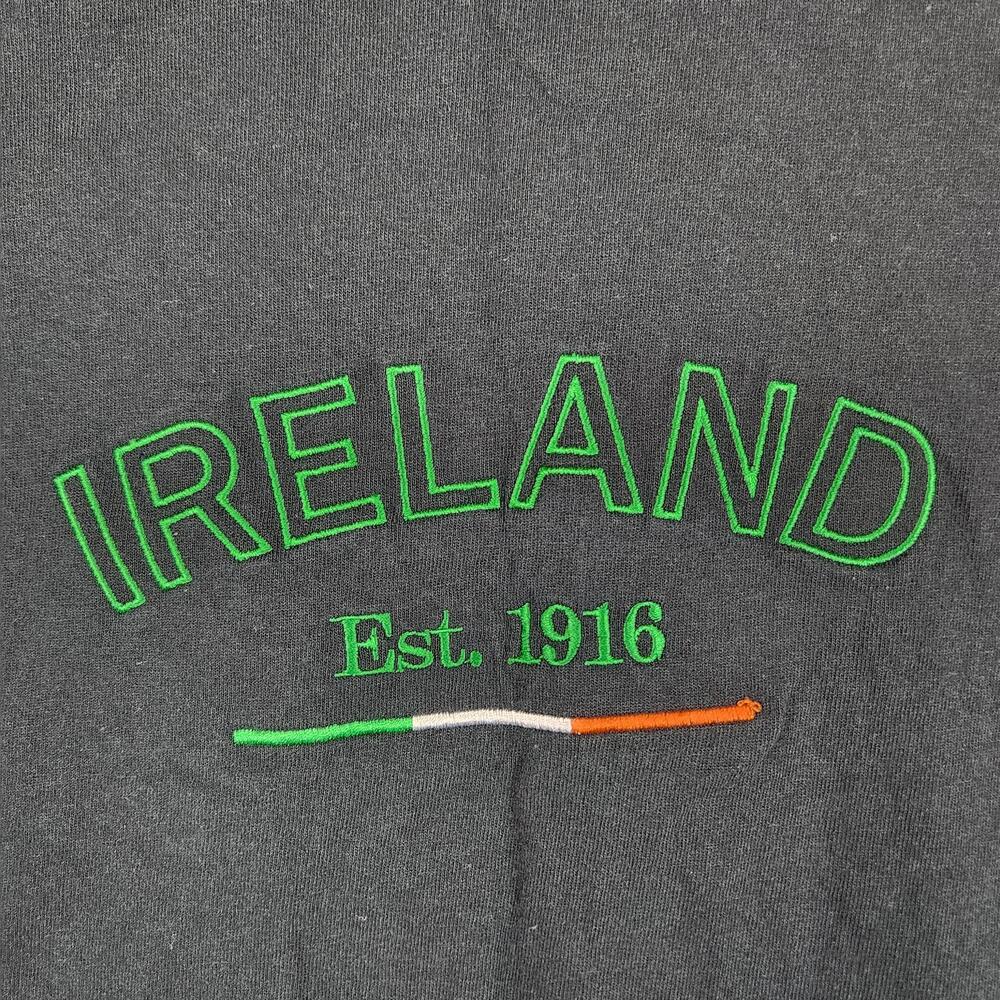 Vintage Ireland Shirt Mens Medium Black Graphic Embroidered Irish Logo 90s Y2k